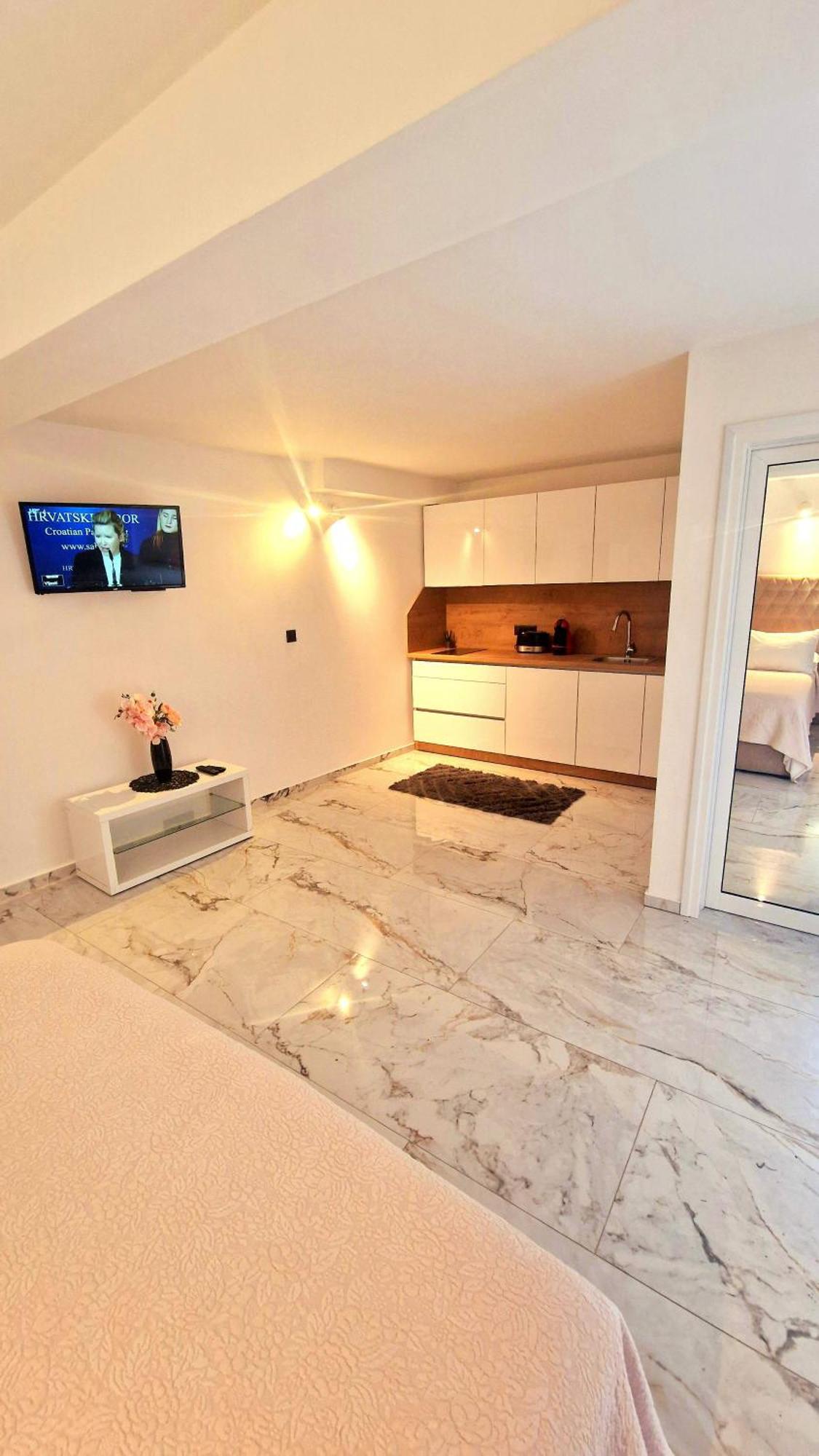 Apartments Ante Hvar Town Luaran gambar