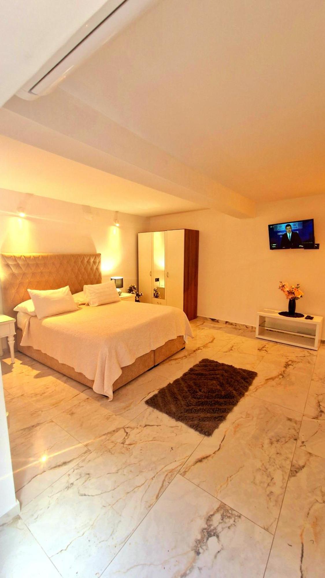 Apartments Ante Hvar Town Luaran gambar